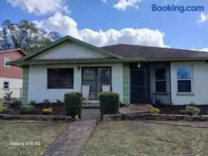 Walker's Rental Property of Lakeland - Image 1