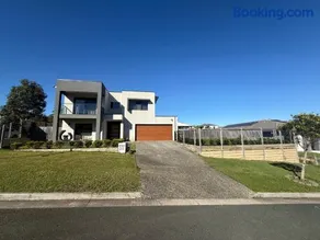 Guest House near theme parks - Image 1