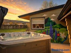 Hot Tub Big Views Private Lot RV Parking Casper - Image 1