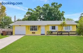 Fort Myers Shores renovated Pet Friendly Boaters Paradise with Gulf Access - Image 1