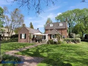 B&B Villa Giethoorn - canalview, privacy & parking - Image 1