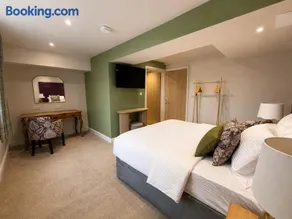 The Old Malthouse Caerleon - Image 3