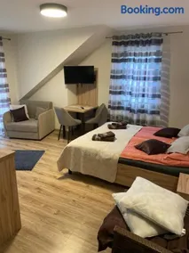 Pokoje i apartamenty nad Letniskową - Image 2