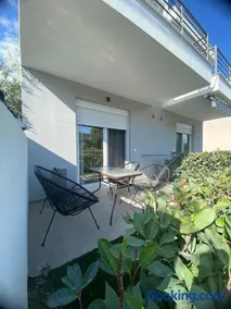 Apartment in Paralia Ofriniou - Image 2
