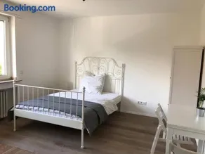 Mini Appartement Messezimmer Nähe Düsseldorf, Appartement 25 qm Hilden - Image 2