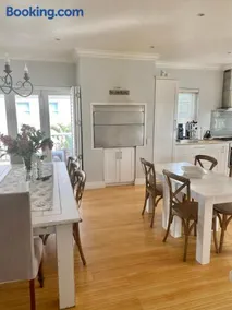 Shore's Edge Luxury Oceanfront Home - Image 2