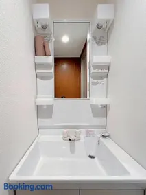 Ueno Tokyo Central Stay 3 Min to Okachimachi Station Near Ameyoko 10 Min to Ueno Station Elevator Free WiFi Airport Direct - Image 4