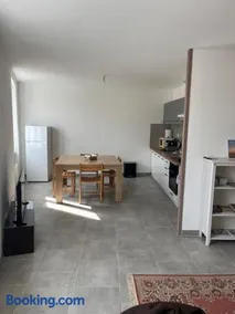Appartement meublé tout équipé - Mesnard-La-Barotière - Image 2