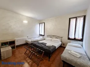Rialto House - Image 4