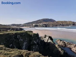 Fantástica casa a 500 metros de la playa de San Jorge. - Image 1