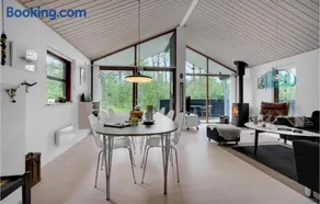 Three-Bedroom Holiday Home In Albak - Image 3