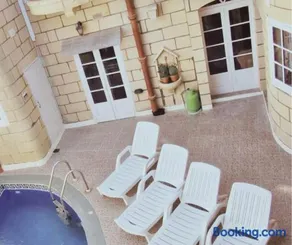 Sunset Castle House with Pool - Image 2