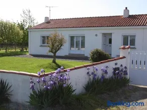 Maison rénovée avec grand jardin, proche des Sables-d'Olonne, 4 chambres, terrasse et Wifi - FR-1-426-187 - Image 2
