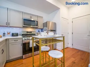 Cornhill 1BR Downtown High Falls Wi-Fi Kitchen TV - Image 3
