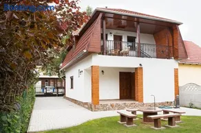 Négy évszak apartmanház - Image 1