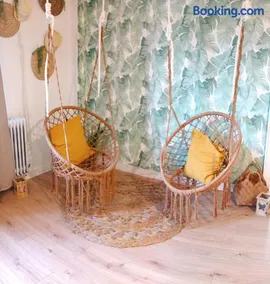 Nómada Hostel - Surf & pilgrim House - Image 3
