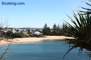 Beach House @ Moffat - Image 3