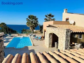 Kiki's Seaview Villa - Image 5