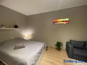 Cozy apartment close to Riga Airport - Image 1