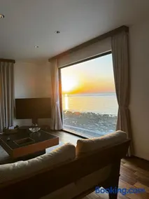 HERO VILLA ocean suite - Image 4