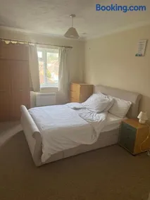 10 Edney court - Image 3
