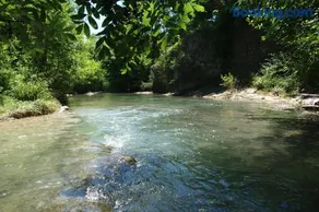 Les pieds dans l'eau, gîte Gervanne - Rivière privée - Piscine - Image 2