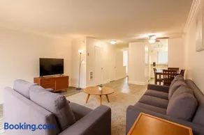 Townhome in Redondo near beach 8ppl washer&dryer - Image 1