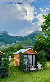 Boga Cabins - Image 2