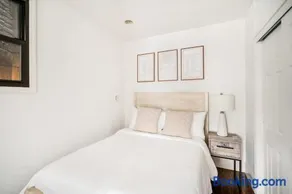 69-3B Prime Lower East Side BRAND NEW 1br Apt - Image 5