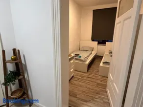 Monteur & Ferienwohnung mit Balkon, 3 Schlafzimmer & Platz für 6 Personen - Image 4
