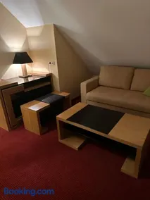 Restauracja i Hotel Oberża Wilczy Głód - Image 4