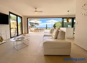 Villa avec piscine privée à Bormes-les-Mimosas - Image 1