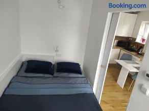Útulný malý byt - Image 2