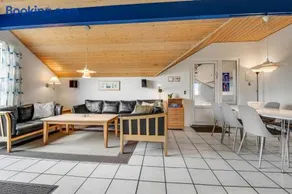 Holiday Home With Pool, Spa & Sauna Sj-942 - Image 5