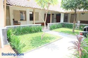 Ndalem Suratin Guesthouse - Image 2
