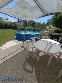 Pelso Holiday Apartments Bambusz - Image 1