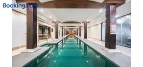 Walk to Darling Harbour and ICC with Pool, Gym & Sauna - Image 4