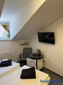Mikulov - Inn - hotel s vinným sklepem Venuše - Image 2