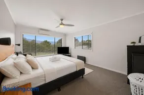 3BR Adventure Retreat & Walk to Maydena Bike Park - Image 2