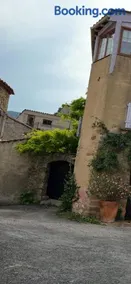 Le Chateau - Image 2