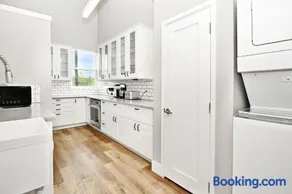 River Road Retreat - Image 1