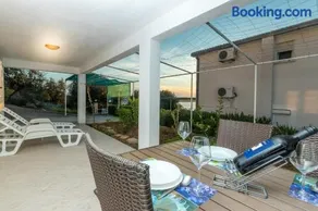 Apartment Ante - Image 1