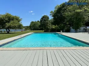 Mill Point - Image 2