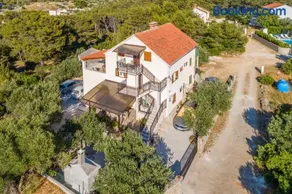 Apartman Vesna Uvala Makarac Milna - Image 3