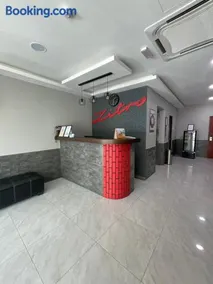 Zitro Hotel - Image 2