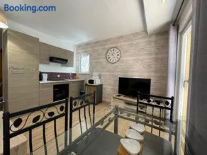 I.K. APARTMENTS - Image 1