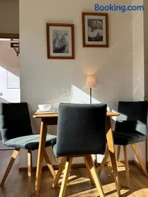 Apartment 225 - Image 3
