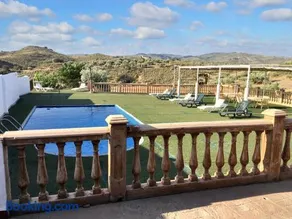 Homerez - Villa luxueuse à Loja avec piscine privée - Image 2
