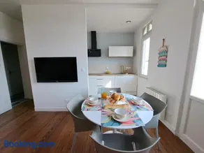 Appartement, Royan. Proche plage. - Image 4