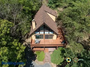 673 Killmon Road: So-Close Chalet - Image 2